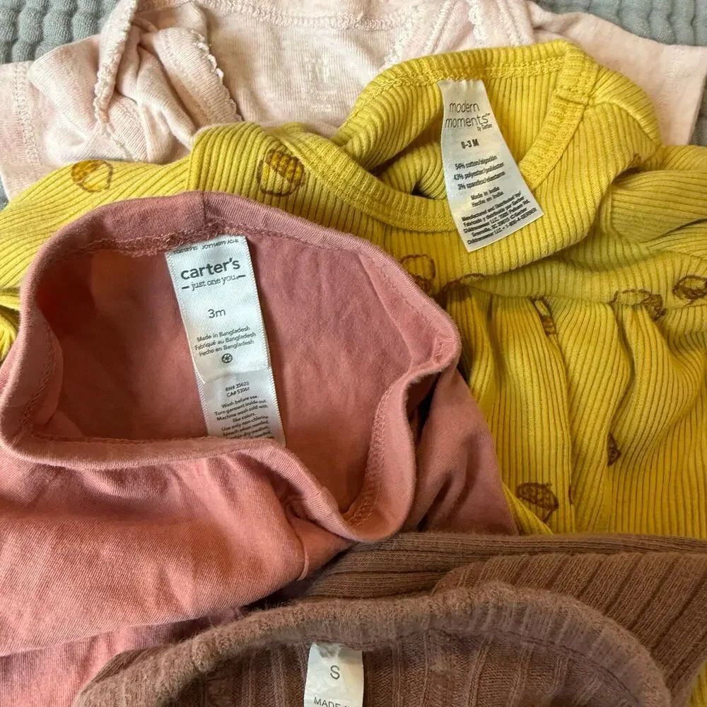 Bundle Lot Baby Girl Clothes Gap Carters 0-3 Months Leggings Peplum Top Bodysuit